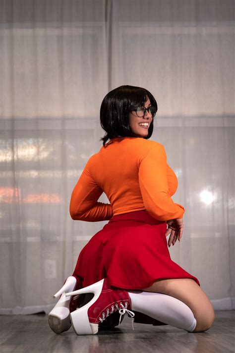 velma gostosa|Velma Cosplay .